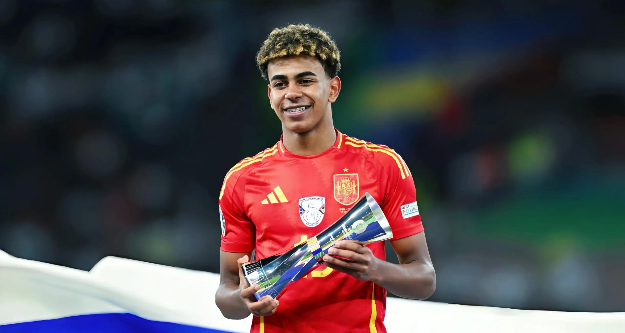 九游（中国）-巴萨新星崭露头角，未来或成球队顶梁柱，决定任何比较国家.-九游（中国）